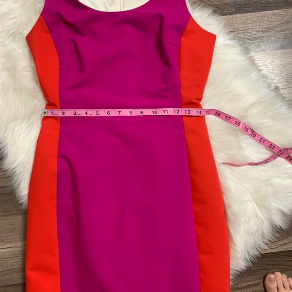 BADGLEY MISCHKA color block fitted pencil dress - Picture 9 of 9